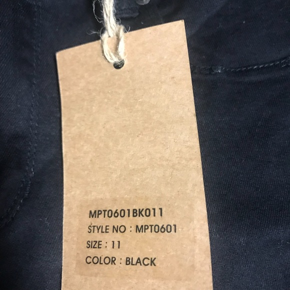 Megan jeans 👖 - Picture 3 of 6